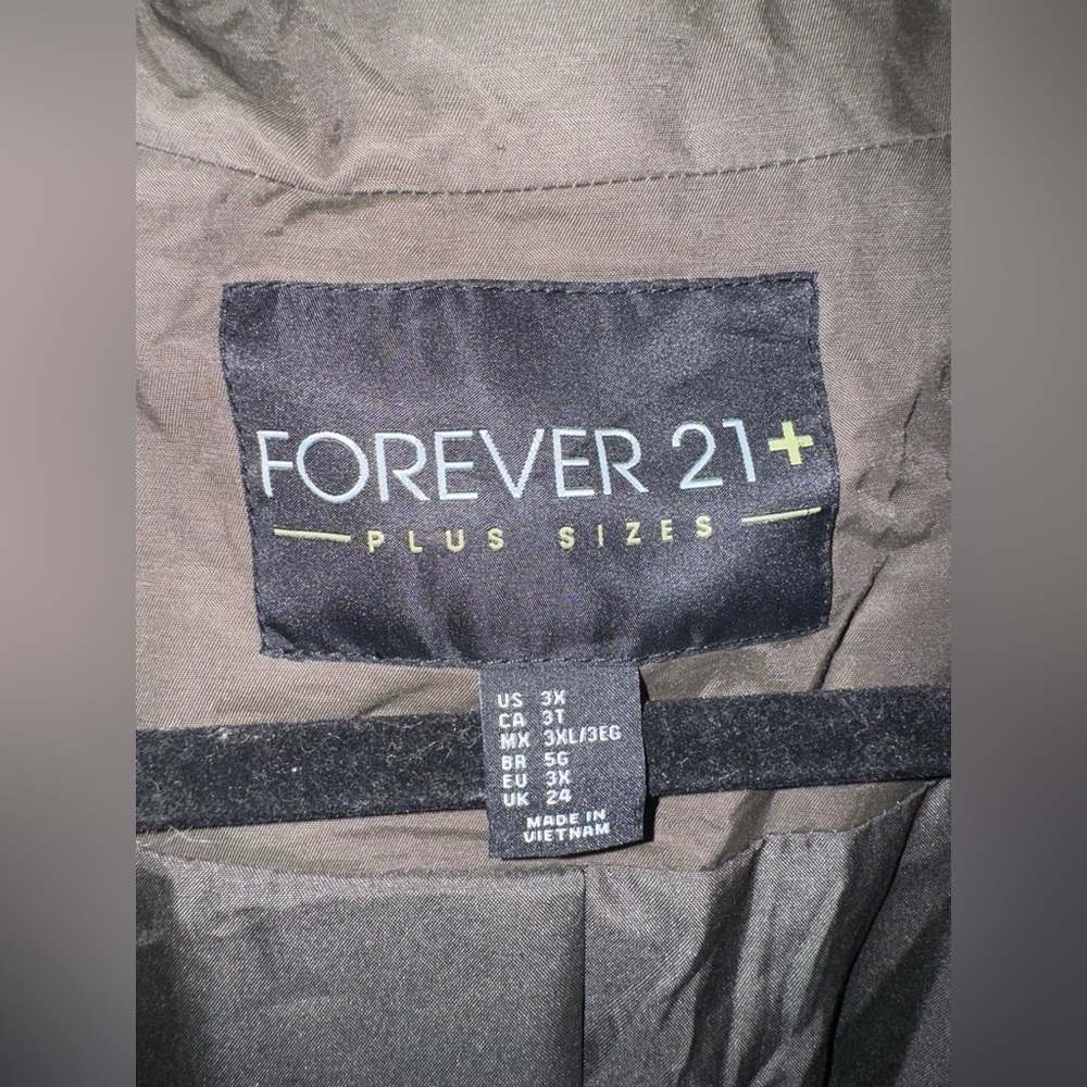 Forever 21+ Green Double Breasted Trench Coat 3X - Picture 4 of 4